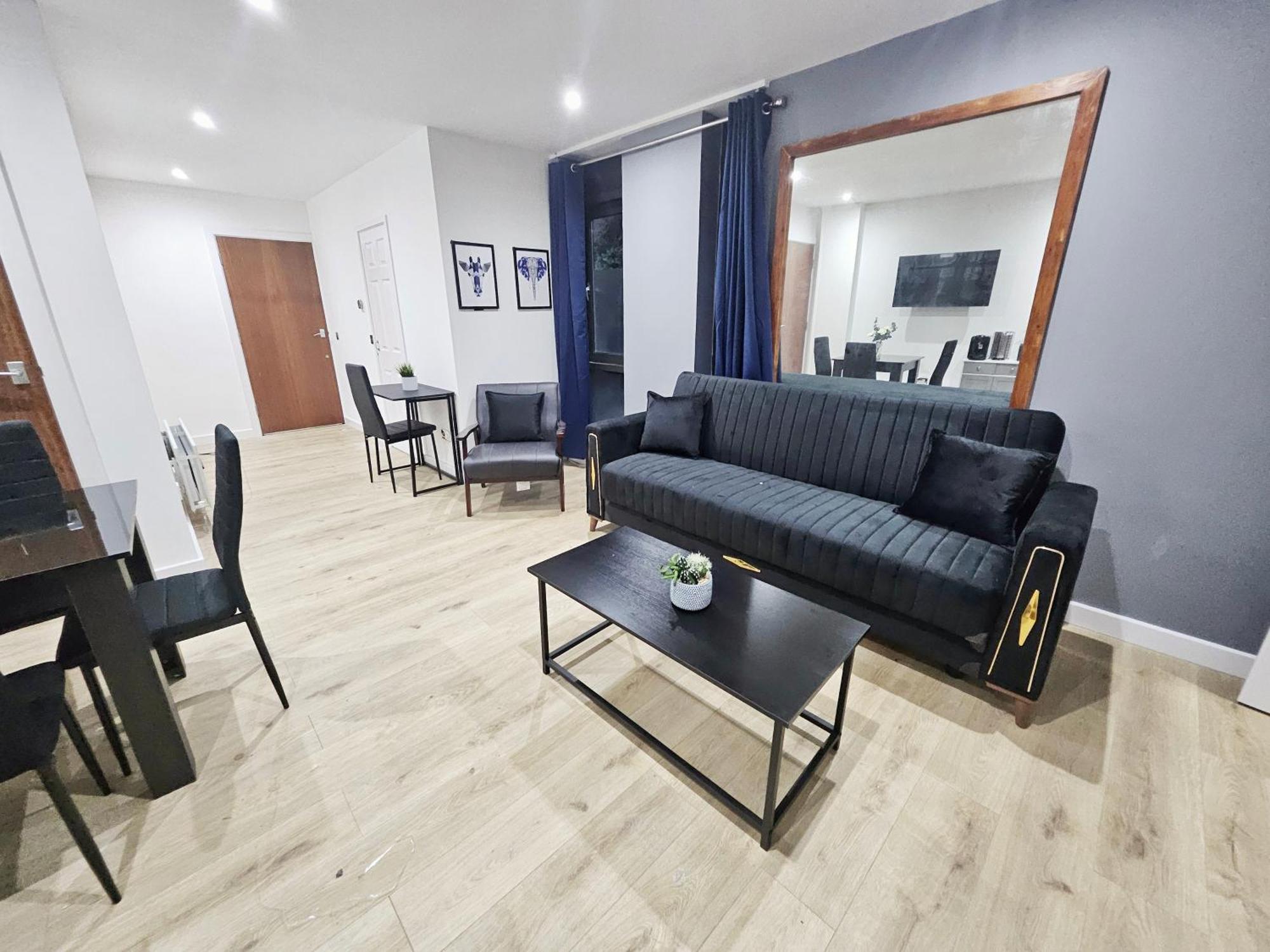 Gdy1 - The Dragon Apartment London